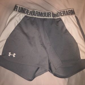 Under Armor Athleisure Grey Play Up 2.0 Shorts with Pockets. Super comfy.